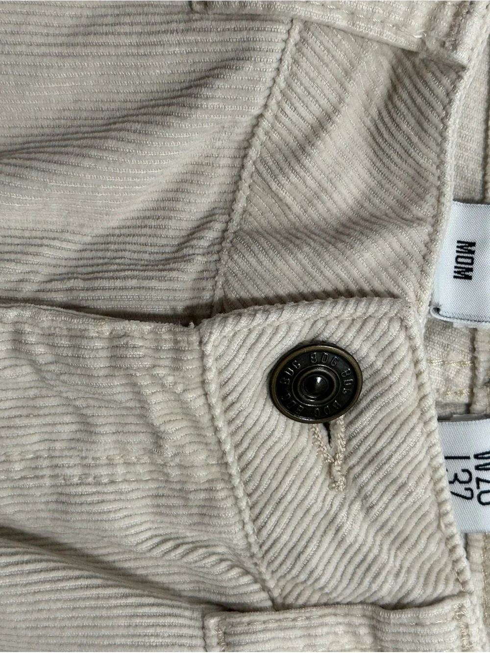 BDG Urban Outfitters Cream Corduroy Mom Pants 28